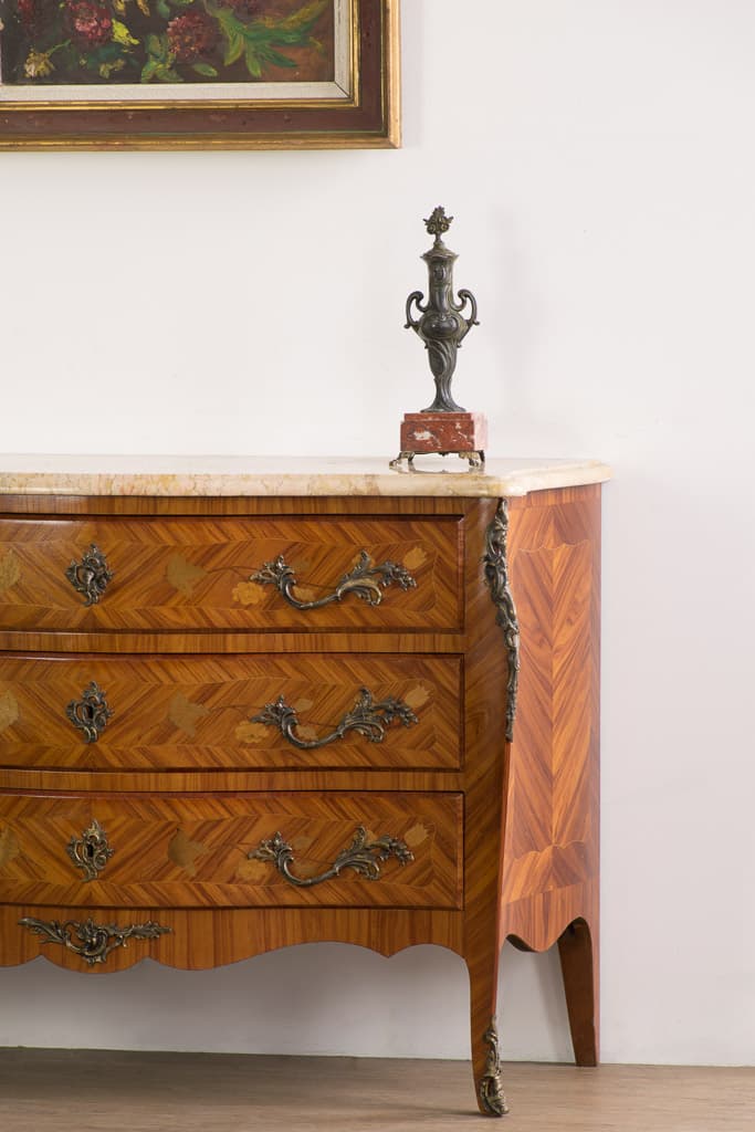 French Marquetry Louis XV Ormolu-mounted Chest - French antique 五斗櫃 3