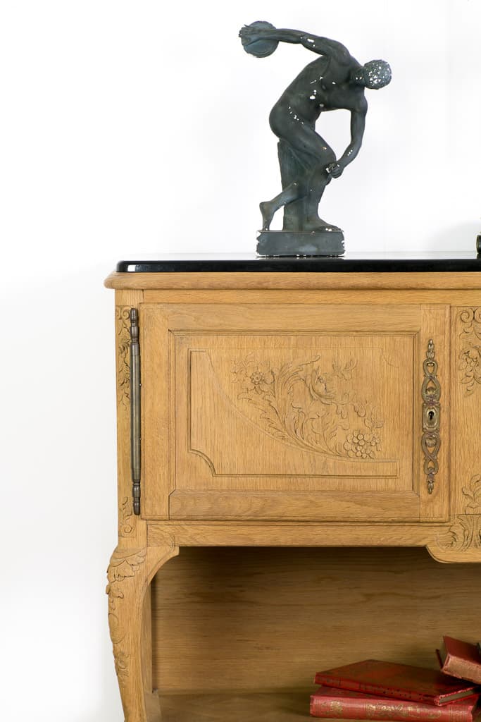 French Louis XV Style hand carved Sideboard /Buffet - French antique 邊櫃 5