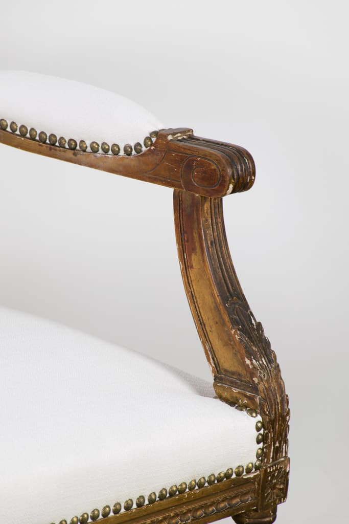 Late 19th Century Louis XVI Style Giltwood Settee - French antique sofas 3