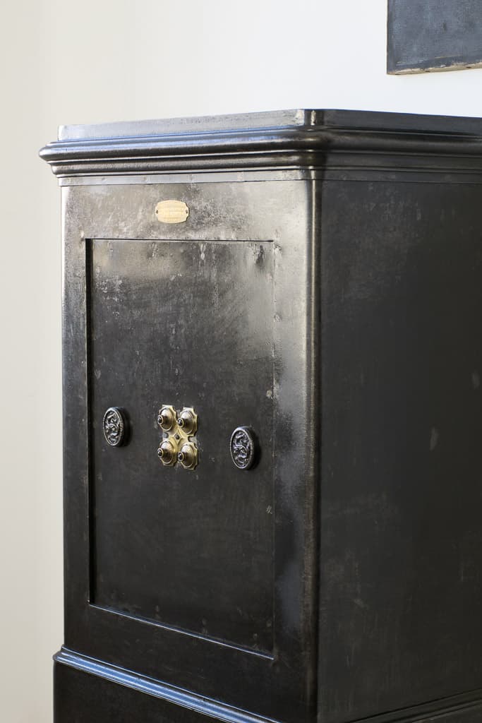 Exceptional Late 19th Century Antique Safe Cabinet - French antique 保險箱 3