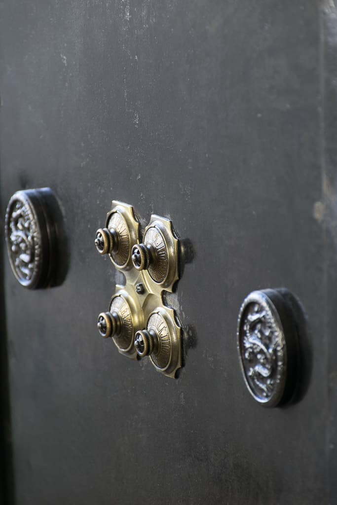 Exceptional Late 19th Century Antique Safe Cabinet - French antique 保險箱 2