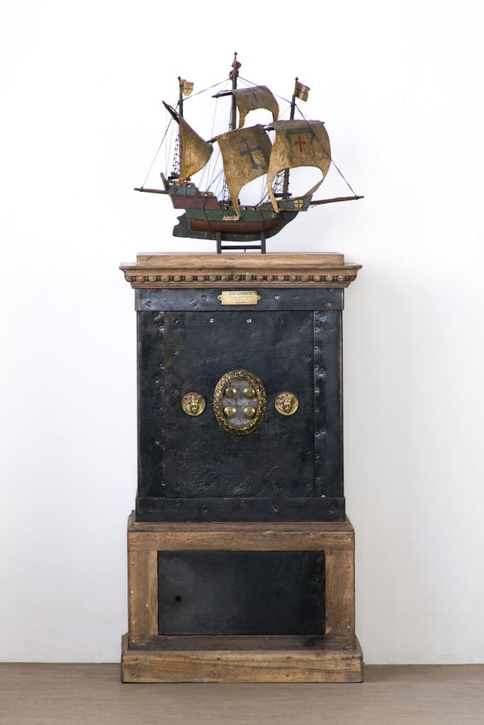 19th Century French Metal and Wood Safe - French antique 保險箱 4
