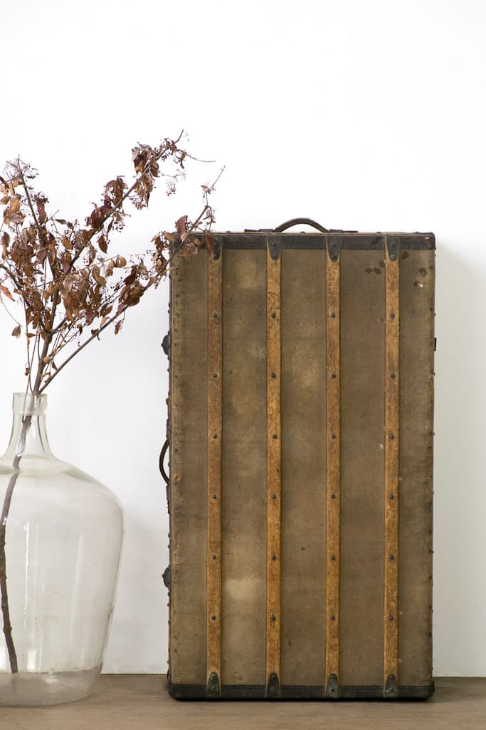 Late 19th Century French Old Trunk - French antique trunks 3