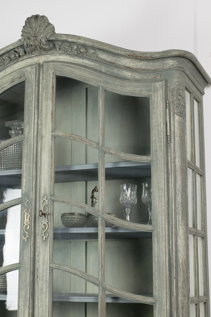 French Louis XV Style Display Cabinet - French antique display cabinet 2