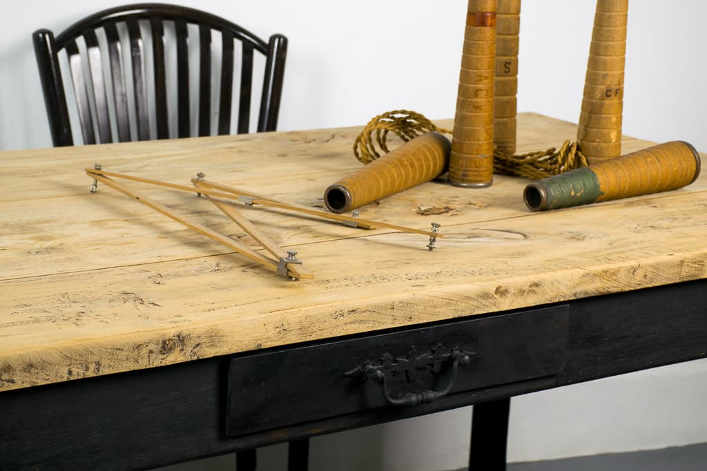 French Rustic Style Painted Table - French antique dining tables 2