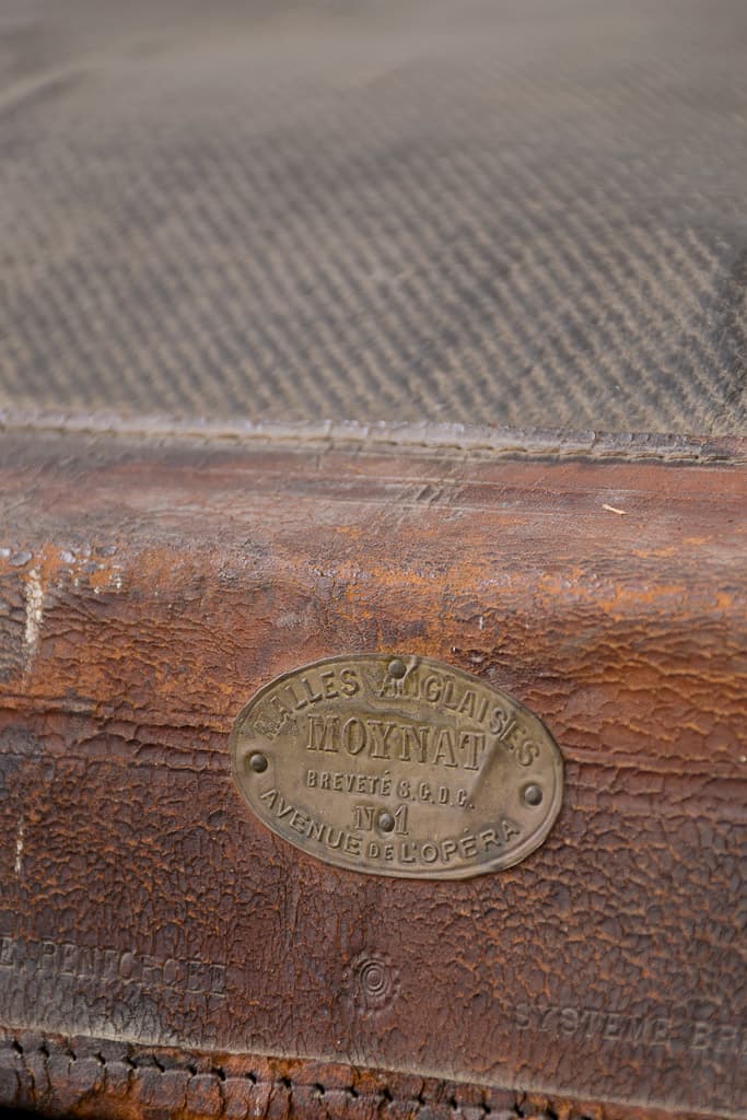 Rare Early 19th Century Moyat Horse Trunk - French antique trunks 3