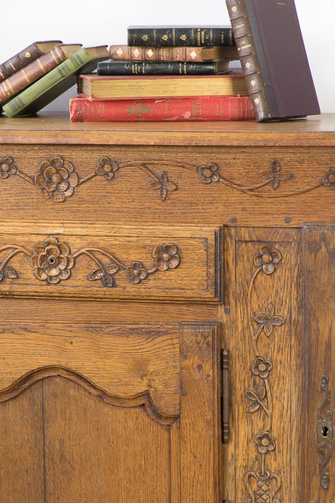 French Provincial Hand Carved Oak Enfilade, Sideboard - French antique cabinets 3