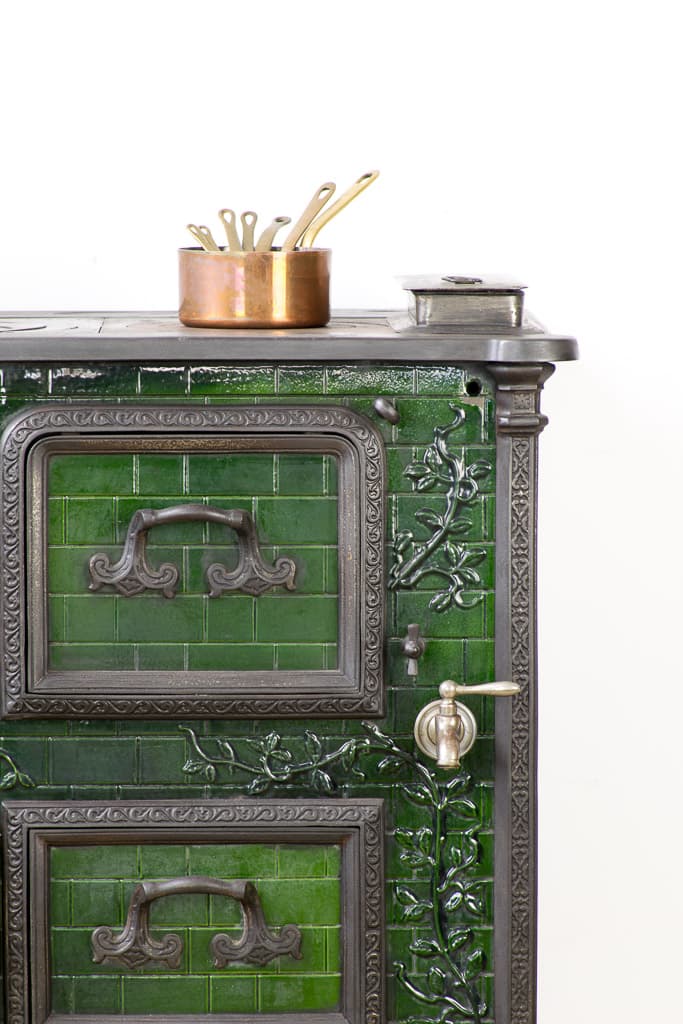 19th Century French Cast Iron Decorative Furnace - French antique cabinets 4